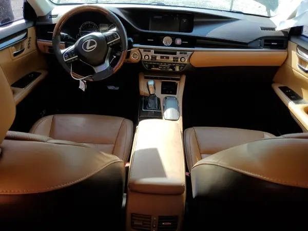 58ABK1GG4GU024627 2016 LEXUS ES - Image 8