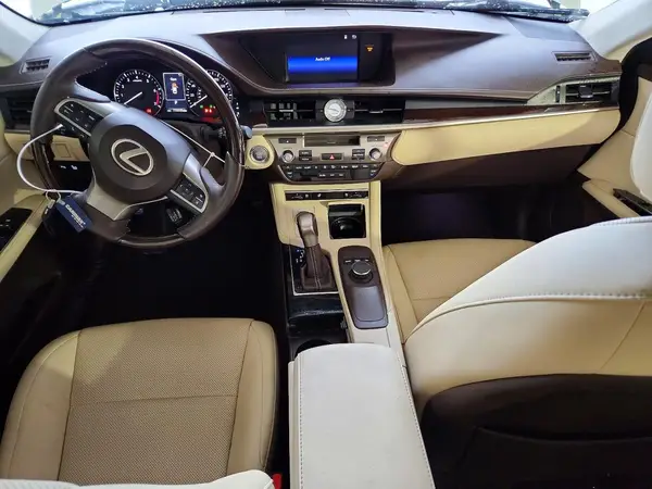 58ABK1GG4GU026958 2016 LEXUS ES - Image 8
