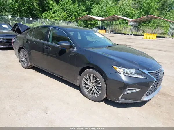 58ABK1GG4GU029049 2016 LEXUS ES - Image 1