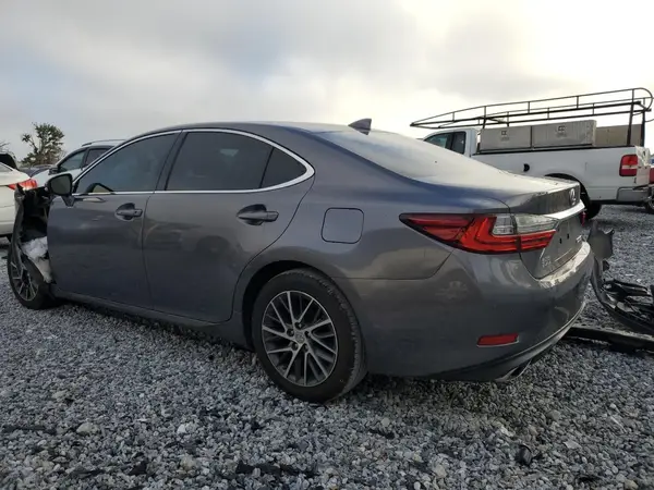 58ABK1GG4GU034994 2016 LEXUS ES - Image 2