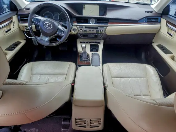 58ABK1GG4HU043518 2017 LEXUS ES - Image 8