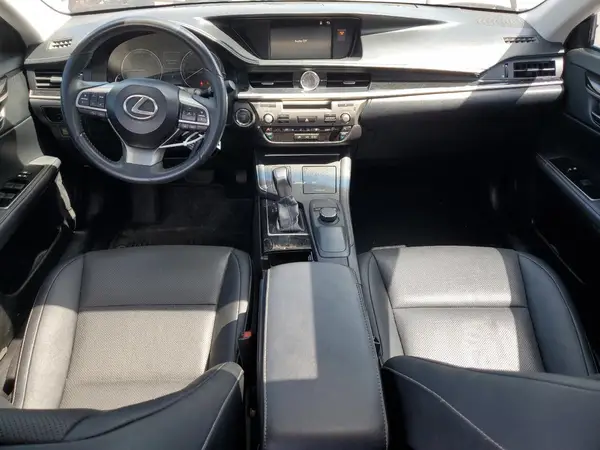 58ABK1GG4HU048525 2017 LEXUS ES - Image 8
