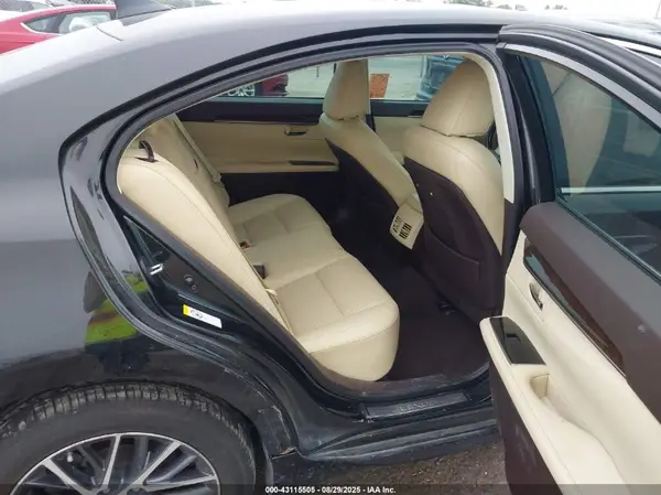 58ABK1GG4HU051666 2017 LEXUS ES - Image 8