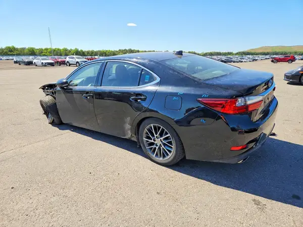58ABK1GG4HU055524 2017 LEXUS ES - Image 2