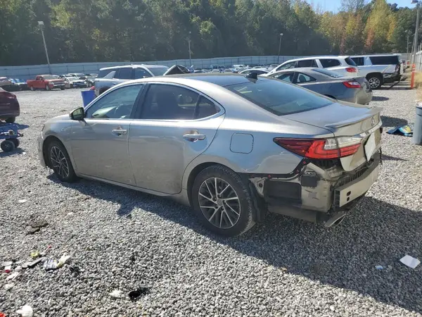 58ABK1GG4HU056818 2017 LEXUS ES - Image 2