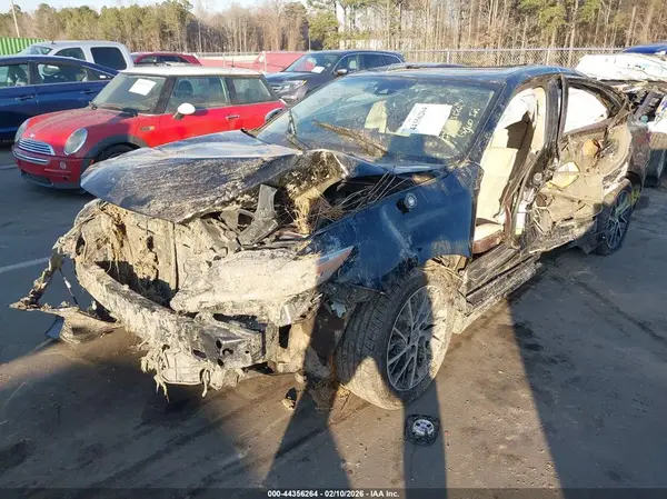 58ABK1GG4HU057404 2017 LEXUS ES - Image 2