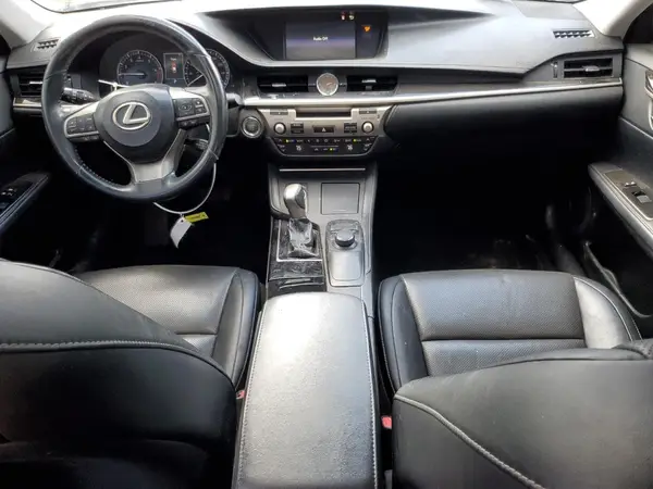 58ABK1GG4HU057564 2017 LEXUS ES - Image 8