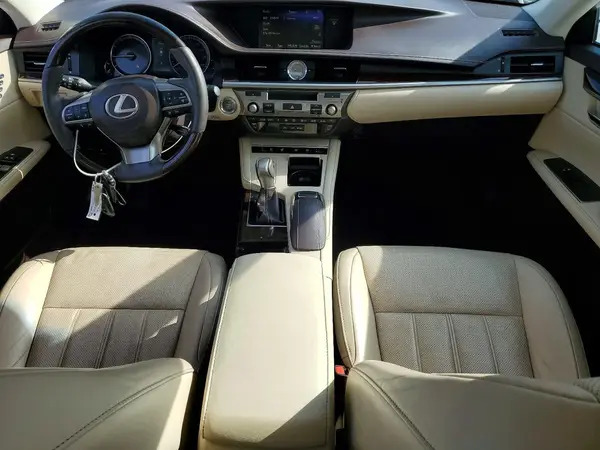 58ABK1GG4HU057791 2017 LEXUS ES - Image 8