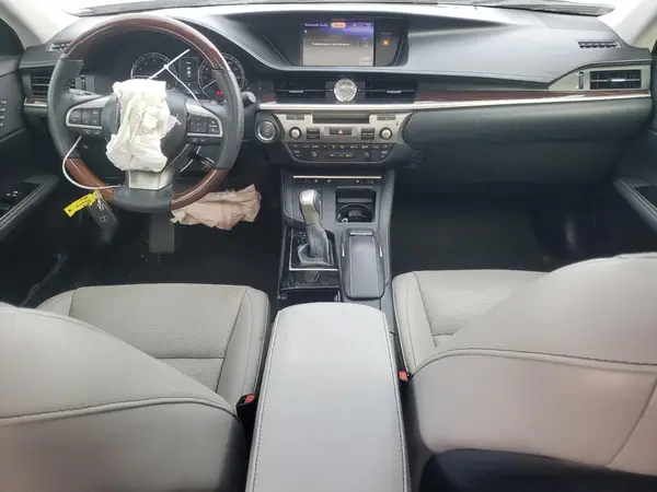 58ABK1GG4HU061033 2017 LEXUS ES - Image 8