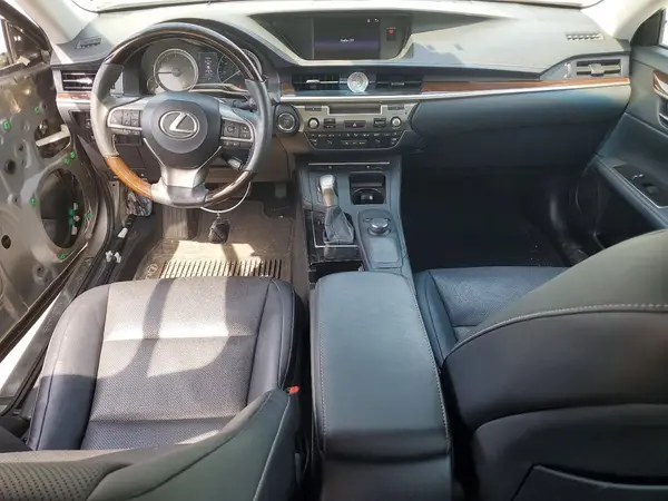 58ABK1GG4HU062392 2017 LEXUS ES - Image 8