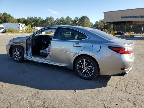 58ABK1GG4HU062618 2017 LEXUS ES - Image 2