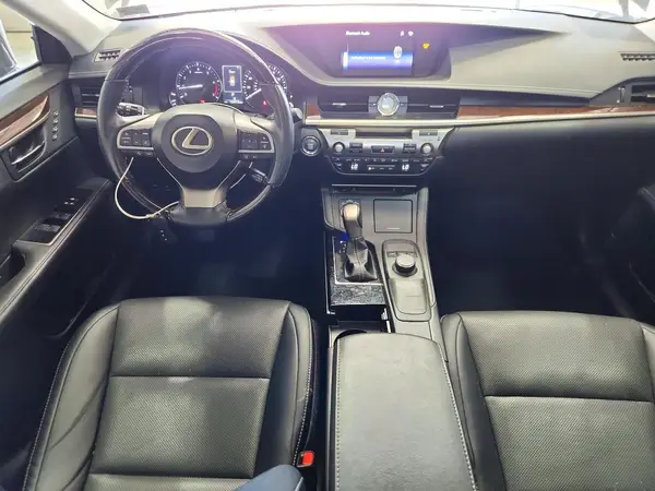 58ABK1GG4HU063106 2017 LEXUS ES - Image 8