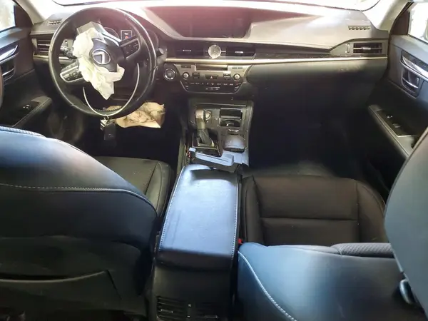 58ABK1GG4HU065650 2017 LEXUS ES - Image 8
