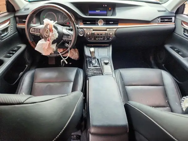 58ABK1GG4HU066555 2017 LEXUS ES - Image 8