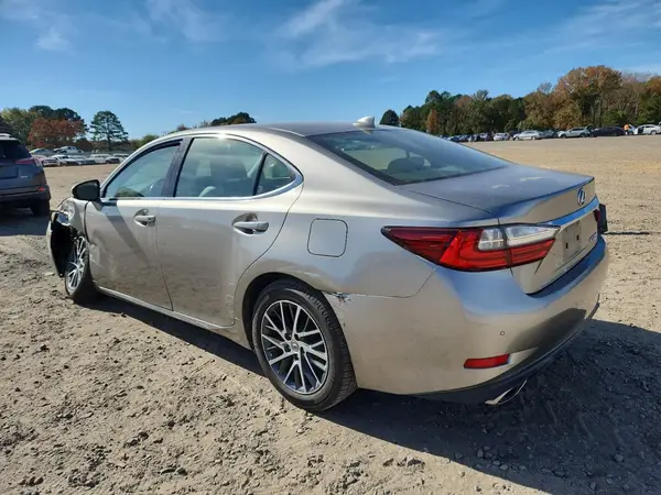 58ABK1GG4HU068404 2017 LEXUS ES - Image 2