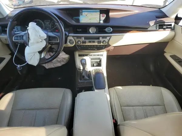 58ABK1GG4HU069391 2017 LEXUS ES - Image 8