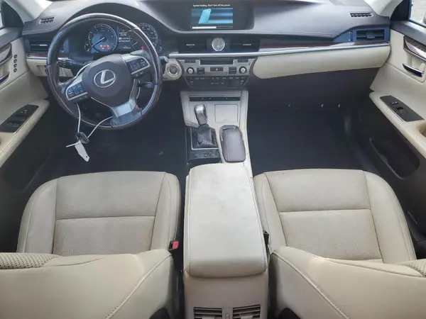 58ABK1GG4HU070072 2017 LEXUS ES - Image 8