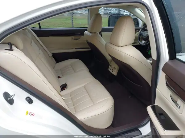 58ABK1GG4HU071559 2017 LEXUS ES - Image 8