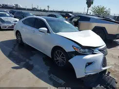 58ABK1GG4HU072369 2017 LEXUS ES