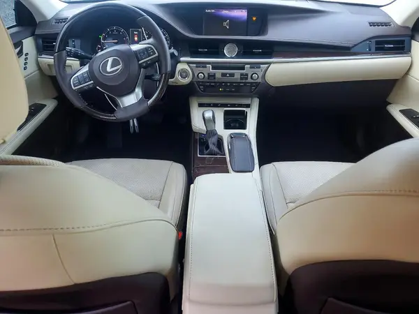 58ABK1GG4HU076177 2017 LEXUS ES - Image 8
