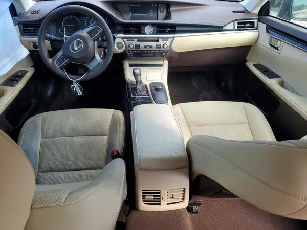 58ABK1GG4HU078530 2017 LEXUS ES - Image 8