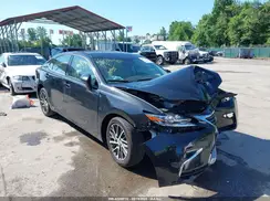 58ABK1GG4JU079716 2018 LEXUS ES