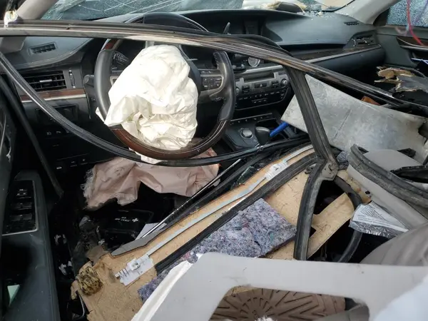 58ABK1GG4JU082261 2018 LEXUS ES - Image 8