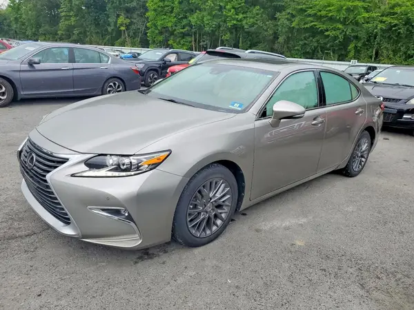 58ABK1GG4JU082941 2018 LEXUS ES - Image 1