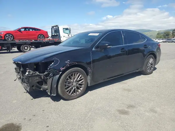 58ABK1GG4JU083670 2018 LEXUS ES - Image 1