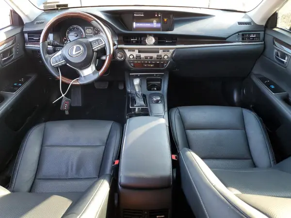58ABK1GG4JU085130 2018 LEXUS ES - Image 8