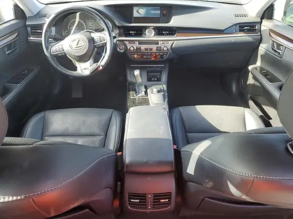 58ABK1GG4JU085192 2018 LEXUS ES - Image 8