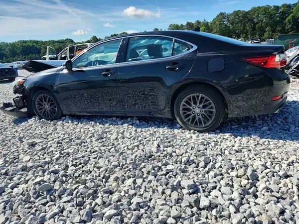 58ABK1GG4JU090103 2018 LEXUS ES - Image 2