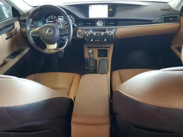58ABK1GG4JU090845 2018 LEXUS ES - Image 8