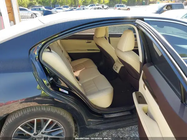 58ABK1GG4JU091803 2018 LEXUS ES - Image 8