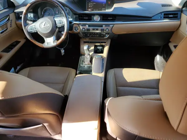 58ABK1GG4JU092031 2018 LEXUS ES - Image 8
