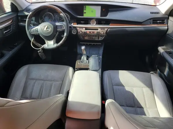 58ABK1GG4JU092045 2018 LEXUS ES - Image 8