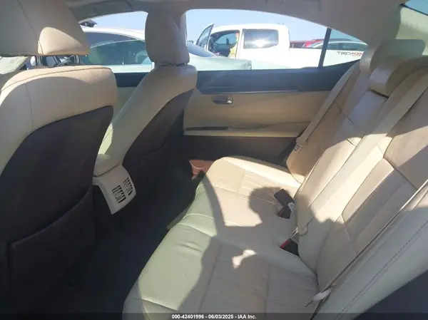 58ABK1GG4JU093776 2018 LEXUS ES - Image 8