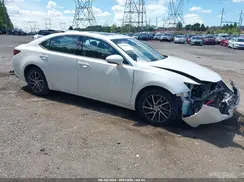 58ABK1GG4JU094782 2018 LEXUS ES