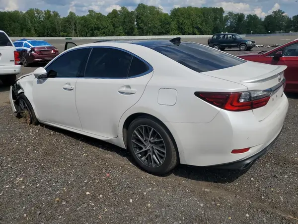 58ABK1GG4JU094829 2018 LEXUS ES - Image 2