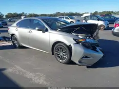 58ABK1GG4JU095771 2018 LEXUS ES