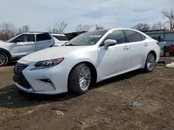 58ABK1GG4JU097553 2018 LEXUS ES