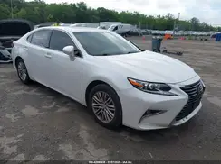 58ABK1GG4JU098072 2018 LEXUS ES