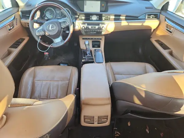 58ABK1GG4JU101326 2018 LEXUS ES - Image 8