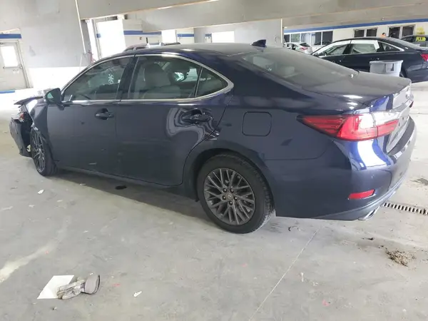 58ABK1GG4JU104193 2018 LEXUS ES - Image 2