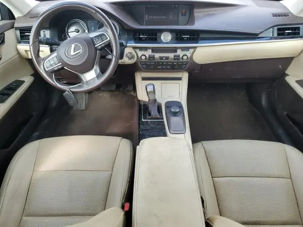 58ABK1GG4JU106039 2018 LEXUS ES - Image 8