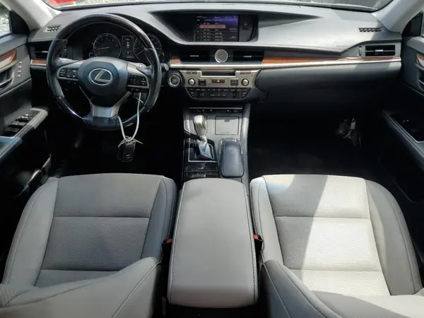 58ABK1GG4JU106753 2018 LEXUS ES - Image 8