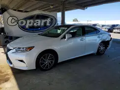 58ABK1GG4JU109801 2018 LEXUS ES