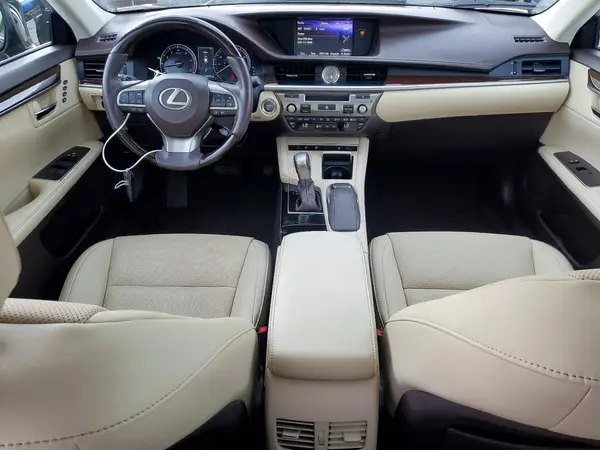 58ABK1GG4JU110057 2018 LEXUS ES - Image 8