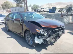 58ABK1GG4JU114111 2018 LEXUS ES