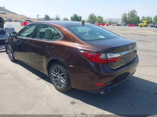 2018 LEXUS ES IAAI lot 45444023 auction photo 3